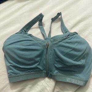 Victoria’s Secret Knockout Sports Bra. 32DD